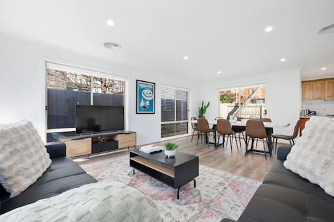 Domi Rentals - The Willow Home
