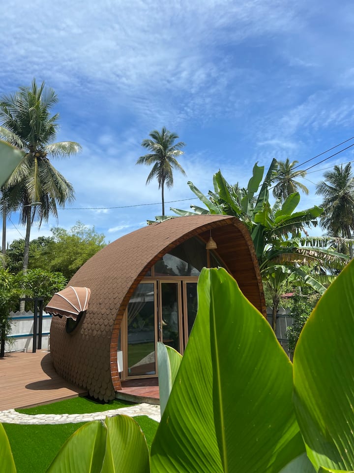 Outdoor Shower Pool Rinsing Found Mansion Langkawi-Shared Pool Room 2 - Cabins for Rent in Langkawi ...