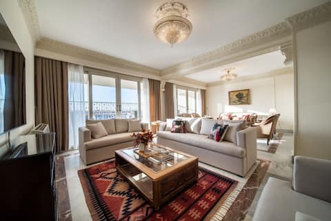 Arabesque Spacious 4BR Apt Zamalek + Nile View