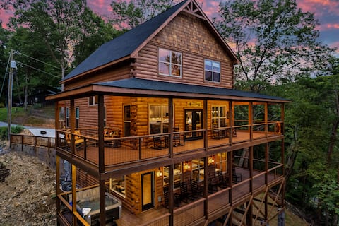 Big Foot Landing cabin in Sevierville - Photo 1