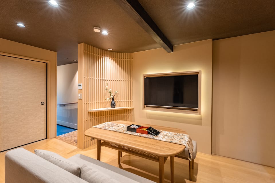 Machiya at Imagumano, Higashiyama, Higashiyama-ku, Kyoto — photo 1 of 48