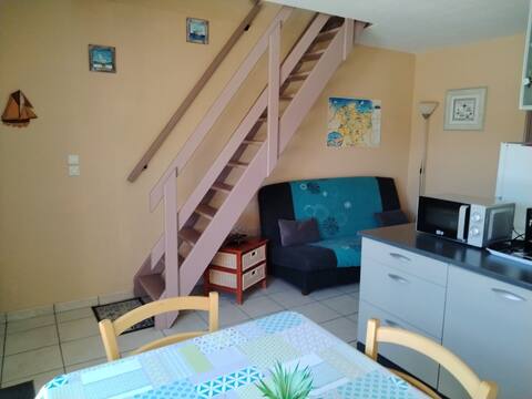 Propriété Airbnb réussie: GITE COTE TERRASSE, between land and sea à Saint Coulomb
