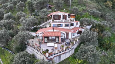 Sicily - Reitano Villa 13+2 seats 4 apartments