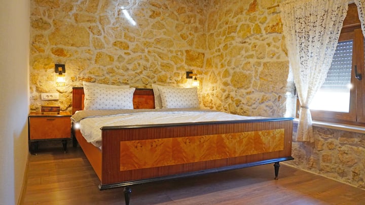 Schlafzimmer 2