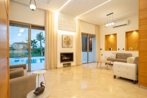 Top Airbnb: Meraki Villa with Private Pool & Prestigia Golf in Tassoultante