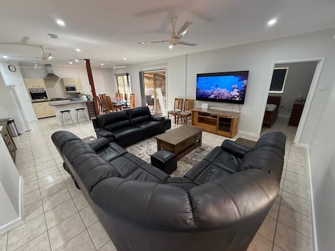 Top Airbnb: Turquoise Retreat in Exmouth
