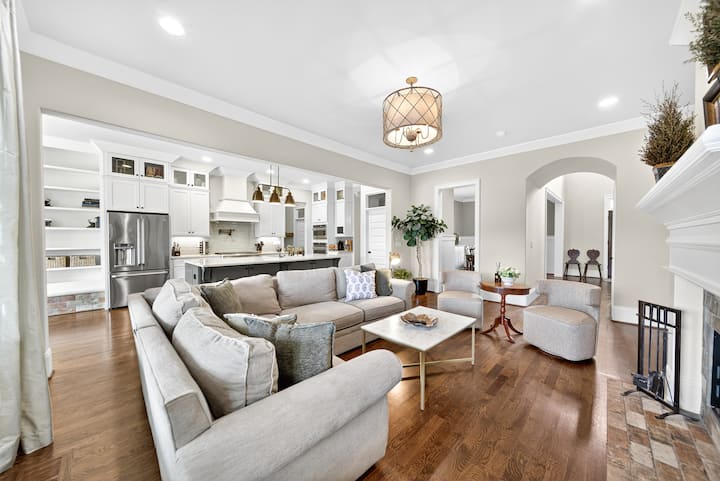 The Parkview: 4,120 Sf Luxe - 3-min To Dt Franklin - Franklin, TN