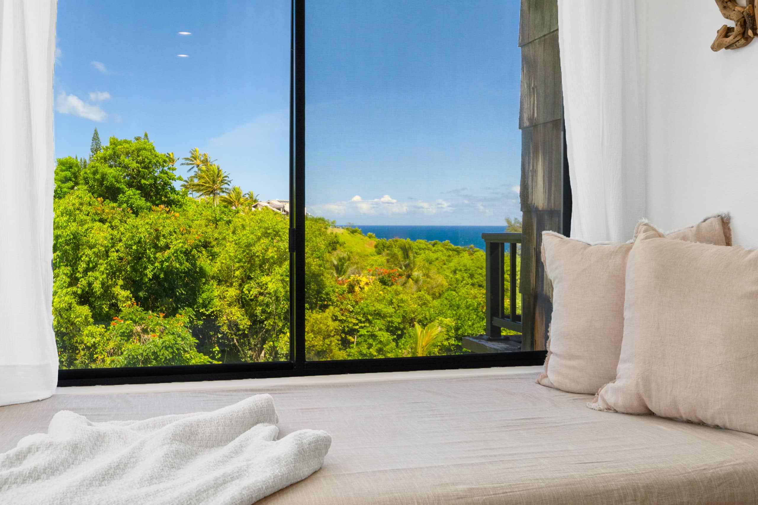 Condo in Princeville · ★4.96 · 1 bedroom · 2 beds · 1 bath - Image 5