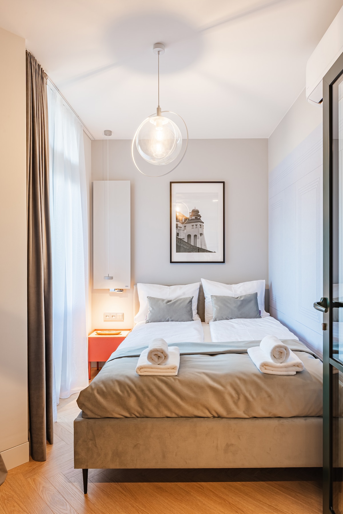 غرفة النوم 2