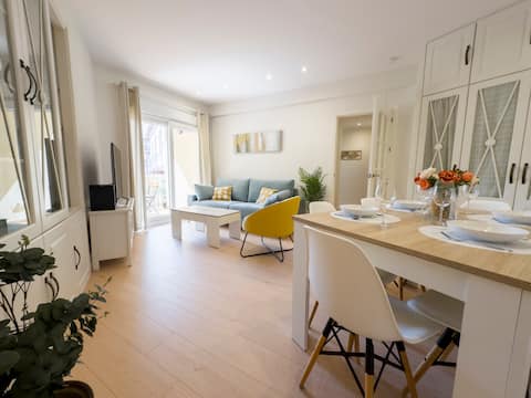 Popular Airbnb listing: Central, renovated, bright. Air conditioning in San Bartolomé