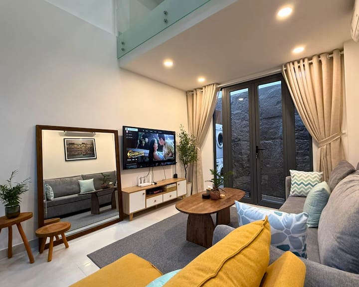 City Center Spacious Modern Townhouse Roof Terrace - Ho Chi Minh City
