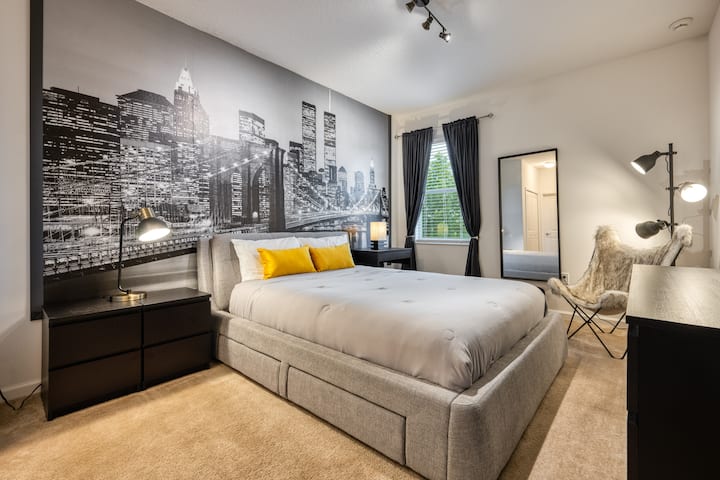 Habitación tamaño queen en la planta superior