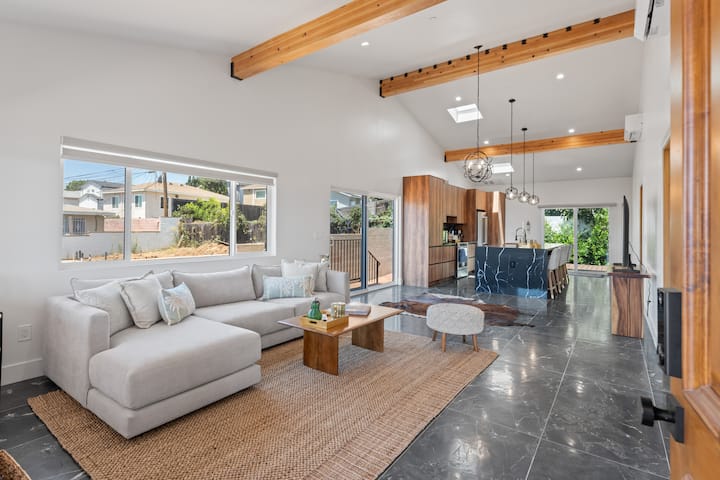 Inglewood Hills Luxe View Home-near Lax/sofi/beach - Inglewood