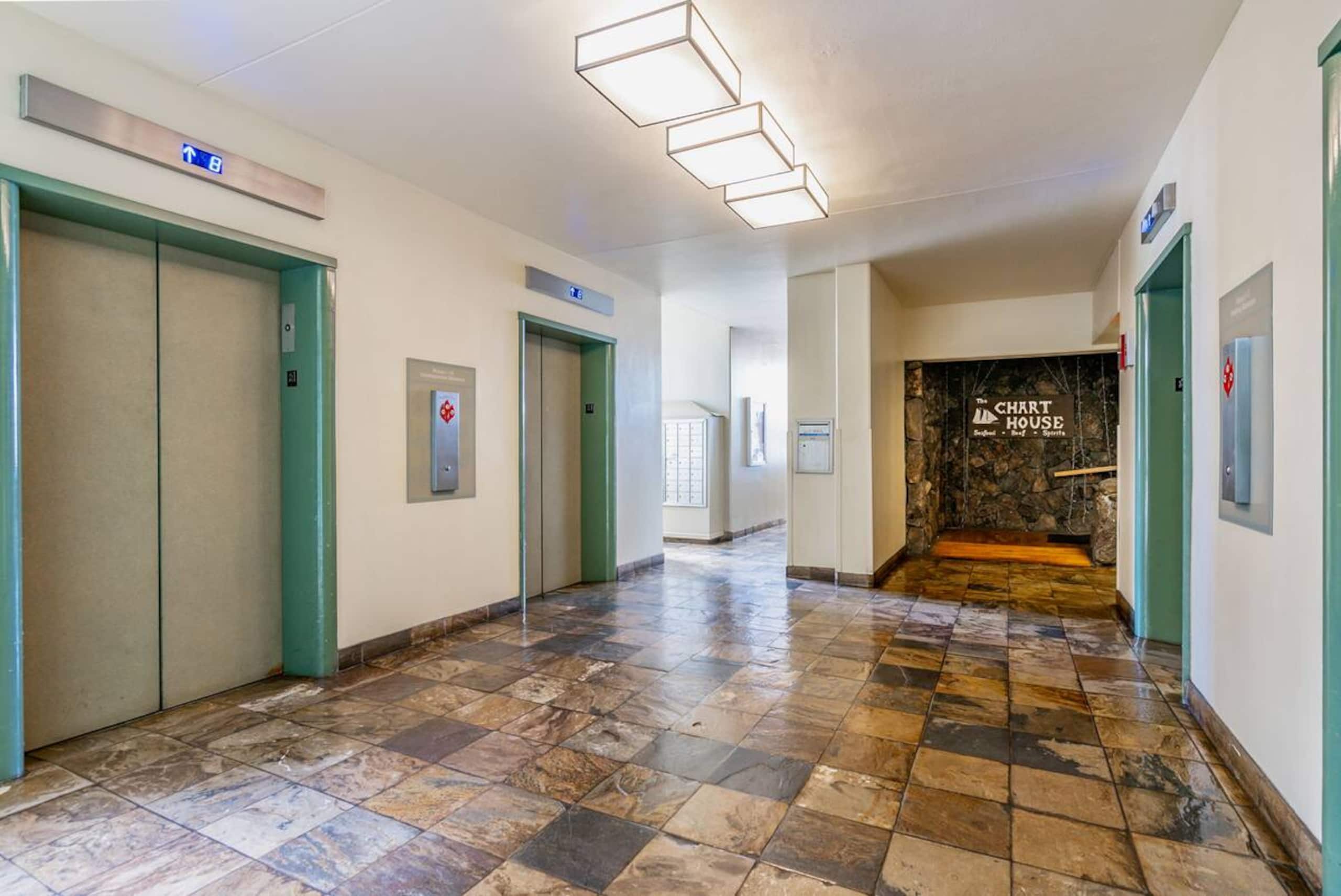Condo in Honolulu · ★4.55 · Studio · 3 beds · 1 private bath - Image 34