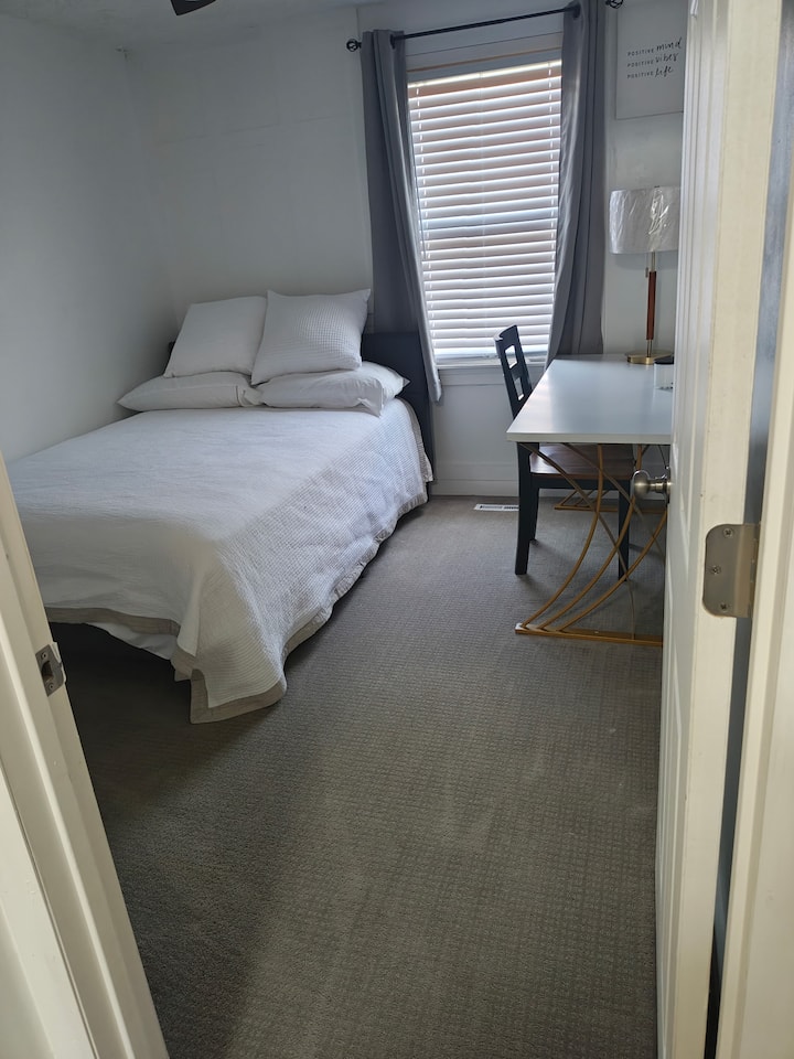 საძინებელი 4