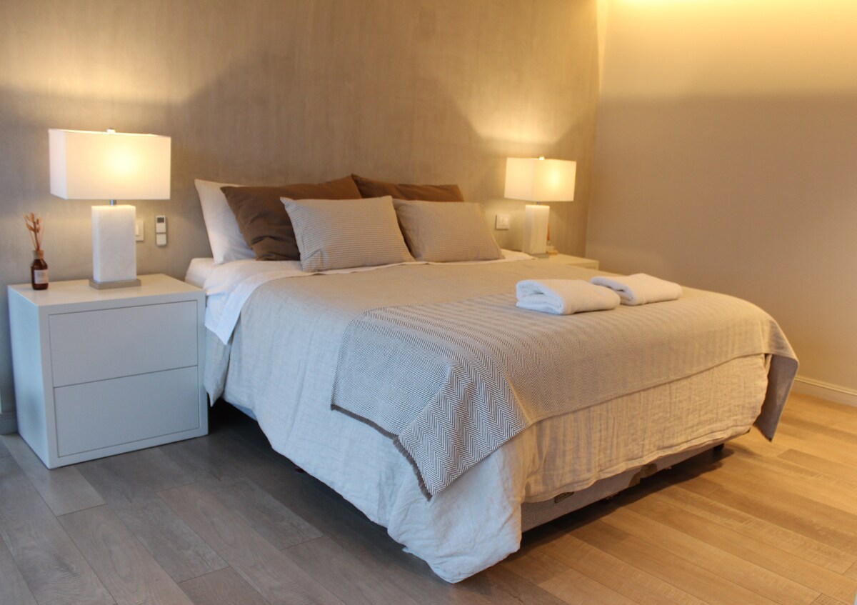 საძინებელი 1