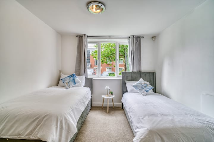 غرفة النوم 1