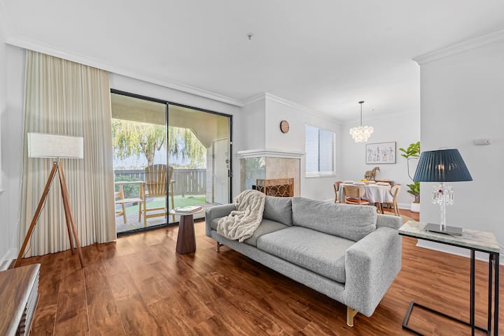 Lagoon View 2br/2ba Condo- Ideal For Mid-term Stay - Redwood City, CA
