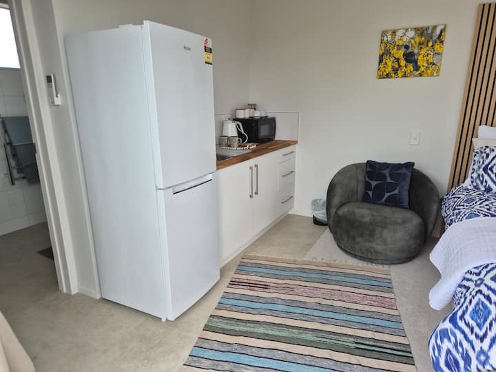 Stopover Studio At The Beach. - Whakatane