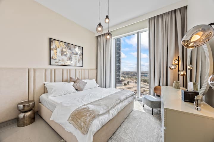 Luksuzni glavni apartman s mekanim bračnim krevetom