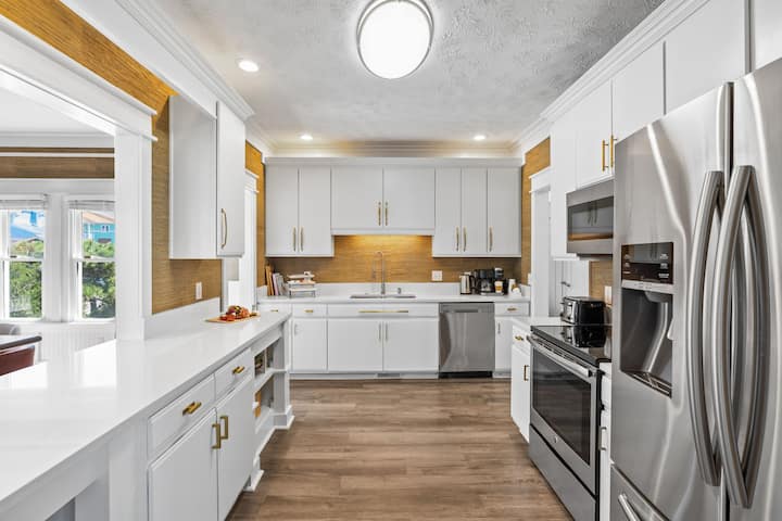LayLow Oak Island photo 36