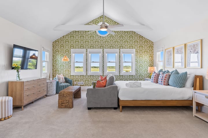 LayLow Oak Island photo 6