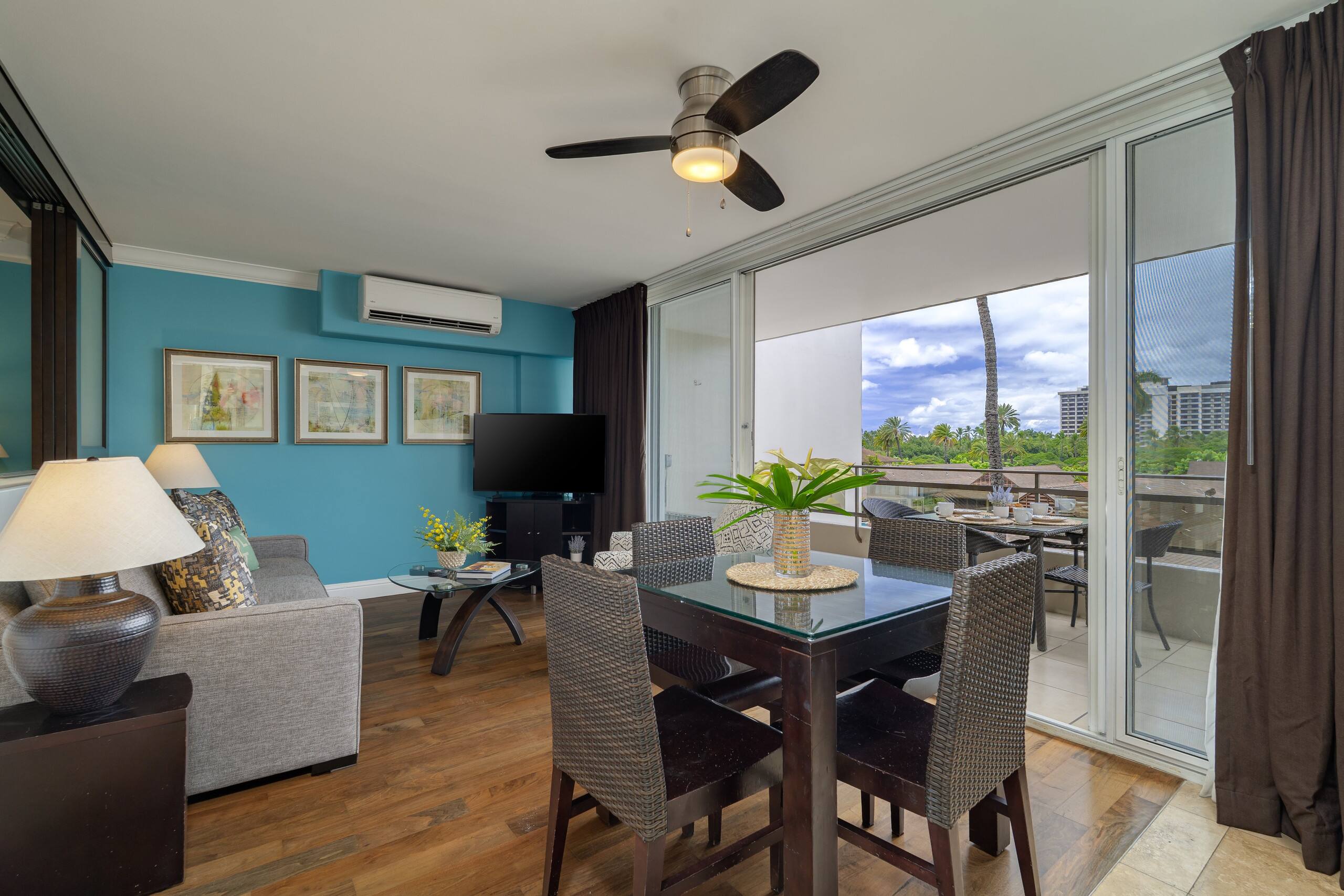 Condo in Honolulu · ★4.9 · 1 bedroom · 2 beds · 1 private bath - Image 10