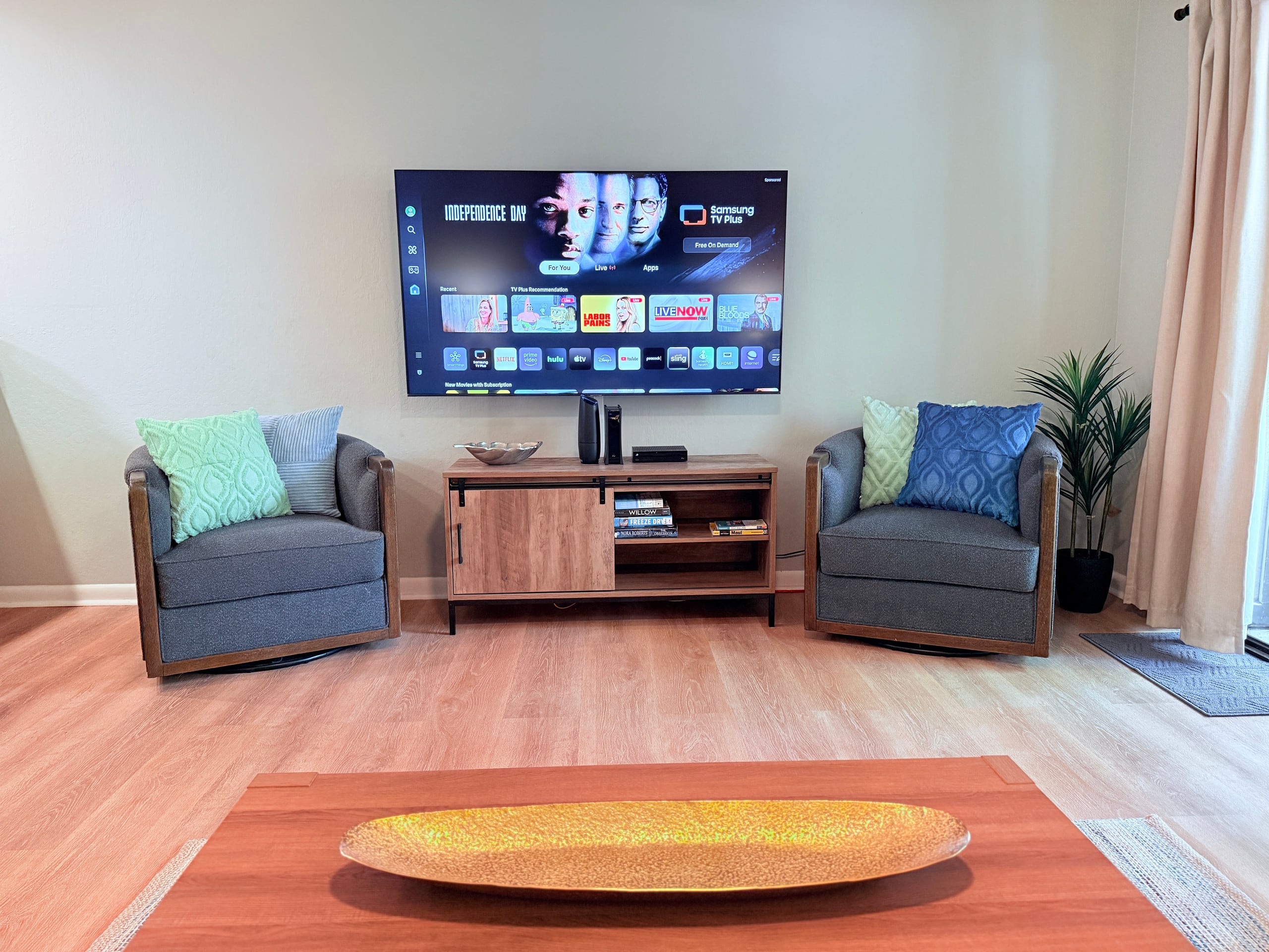 Stylish ZenGarden Oasis/King Bed/Pool/across Beach - Image 3