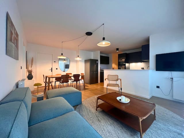 Rose & Thomas Raphael managed Airbnb listing 2