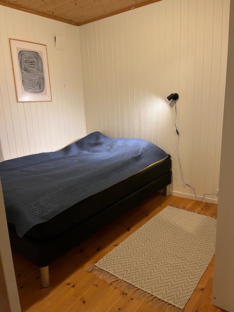 Popular Airbnb listing: Great location, close to Telegrafbukta and the city! in Tromsø