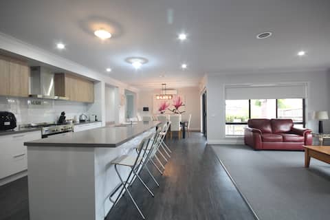 Lux 4 Bath Executive House
