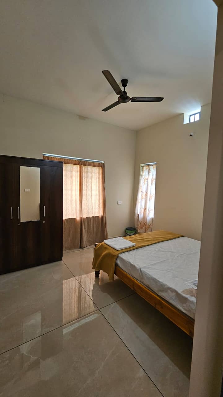 غرفة النوم 1