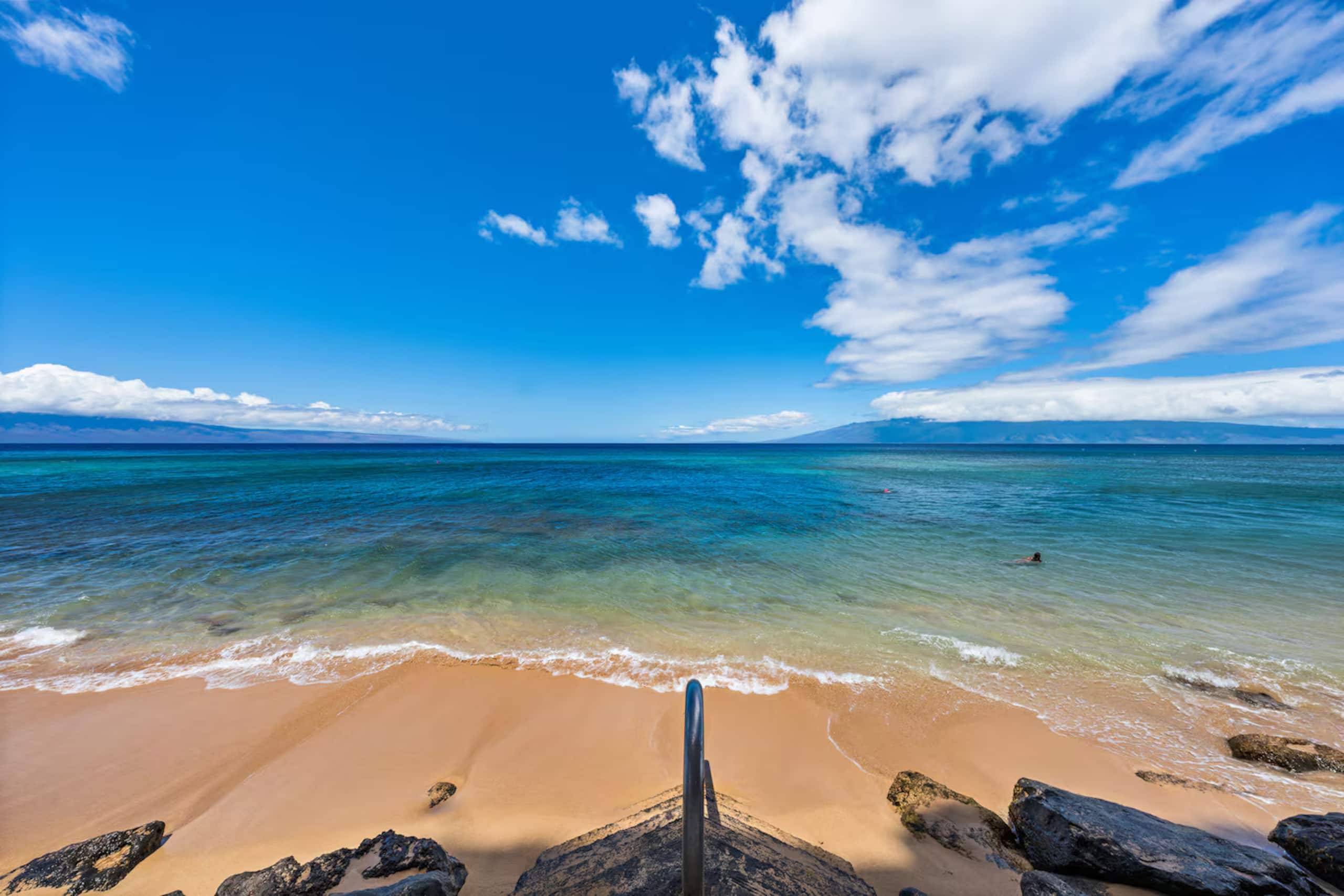 Condo in Lahaina · ★5.0 · 1 bedroom · 2 beds · 1 bath - Image 34