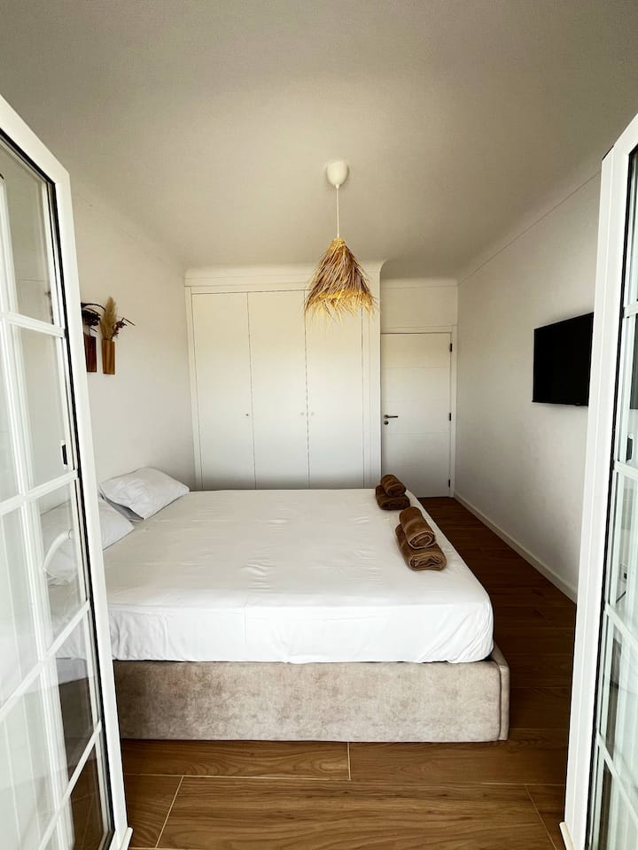 ทางเข้าไม่มีขั้นบันไดโดยตรง