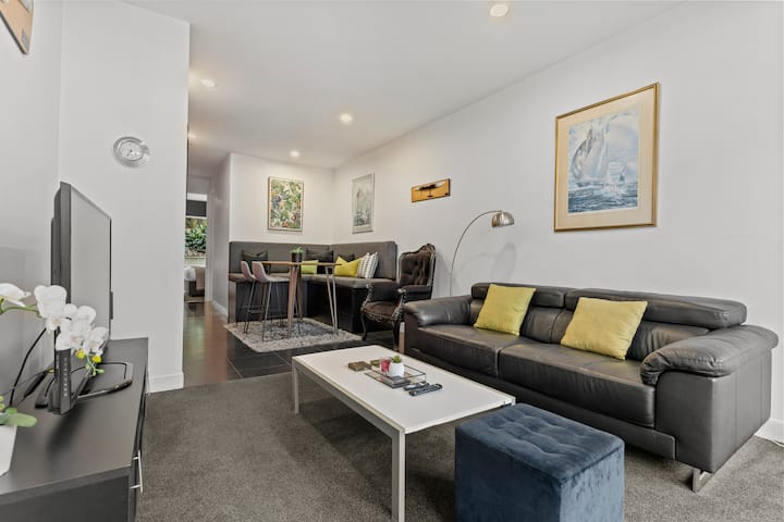 Urban Retreat | Parking-gym-heated Pool-spa-sauna - Auckland