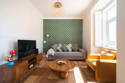 Anúncio popular: Estrela in the center of Lisbon, terrace & view of the Tagus em Estrela