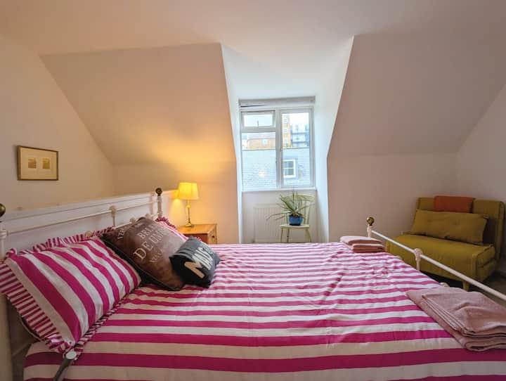 საძინებელი 1