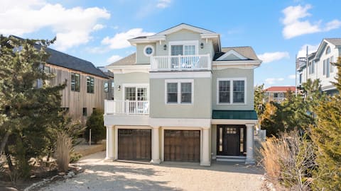 High-End LBI Oceanside Retreat