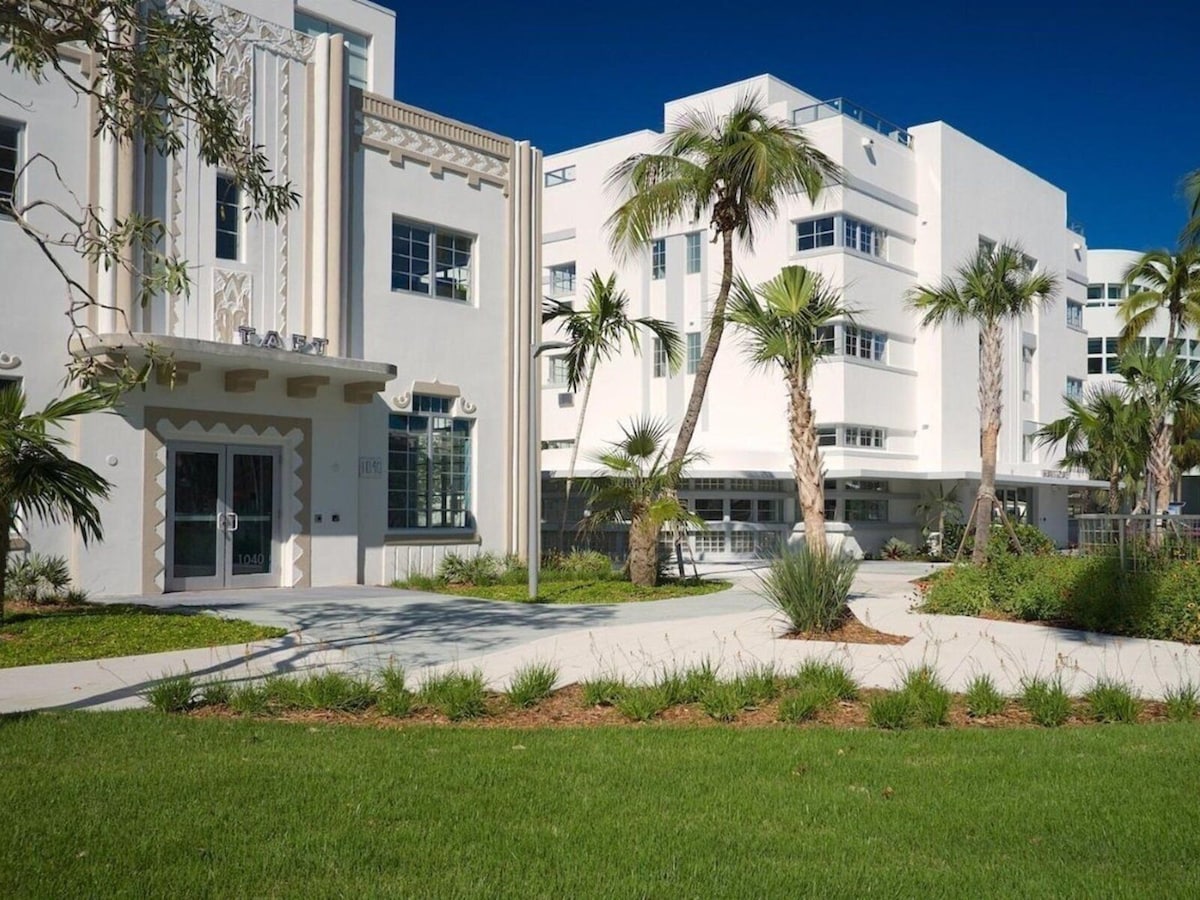 South Beach Escape