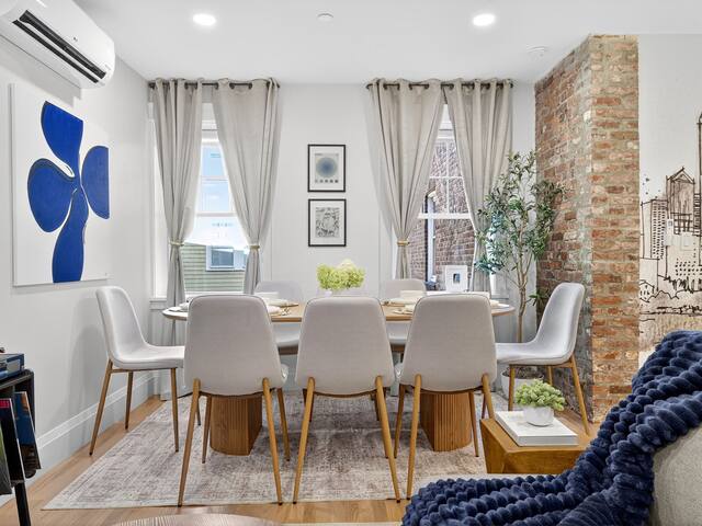 4BR 3BA Gem Sleeps 12•Harvard MIT & Boston+Parking gallery image 3