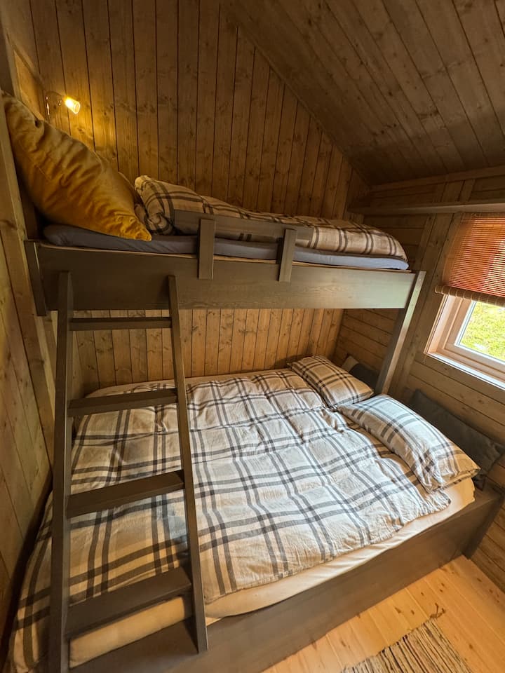 غرفة النوم 2