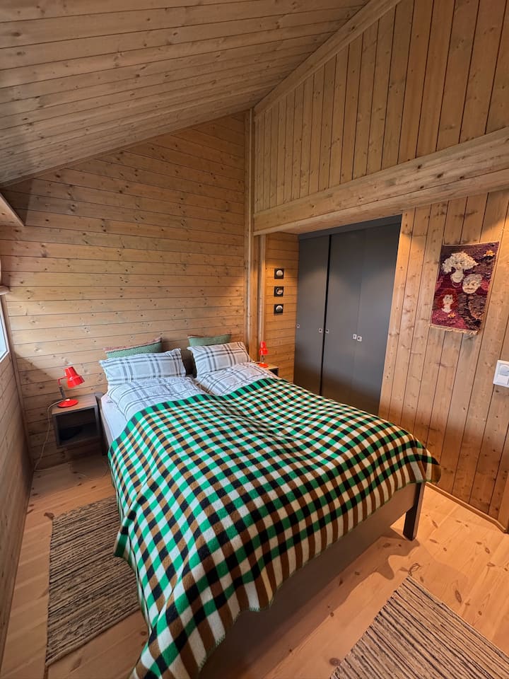 غرفة النوم 1