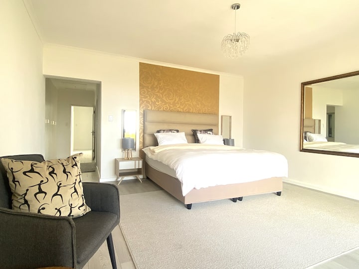 غرفة النوم 1