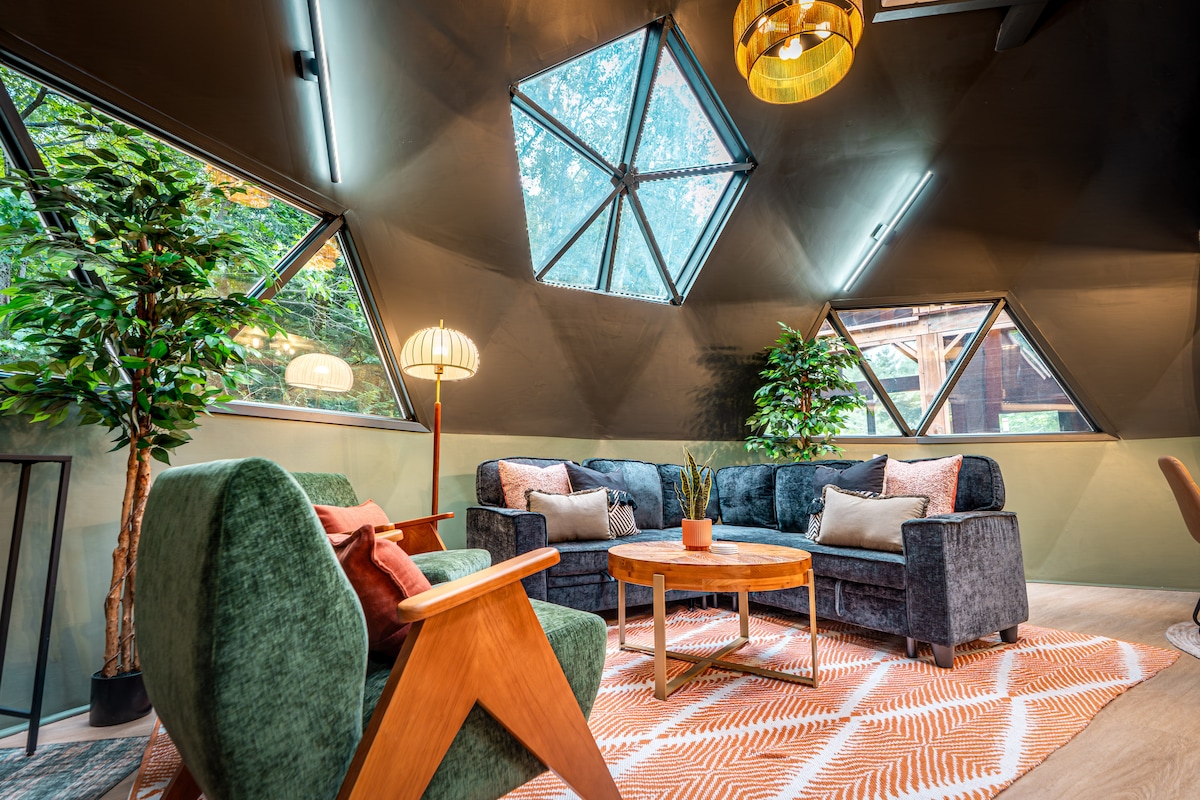 Casa Doma | Unique 3BR Muskoka Retreat + Hot Tub - Dome houses for