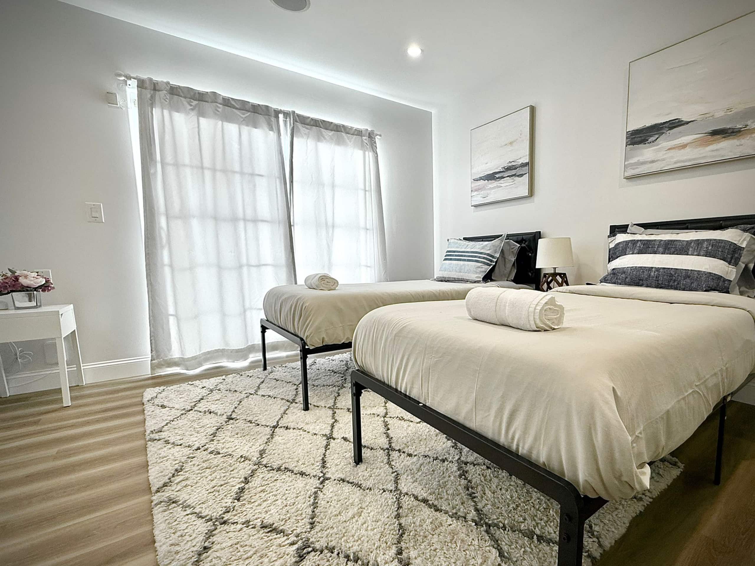 Home in South San Francisco · ★5.0 · 3 bedrooms · 4 beds · 2 private baths - Image 21