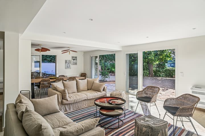 Superbe Villa Rénovée Avec Piscine Et Poolhouse - Les Issambres
