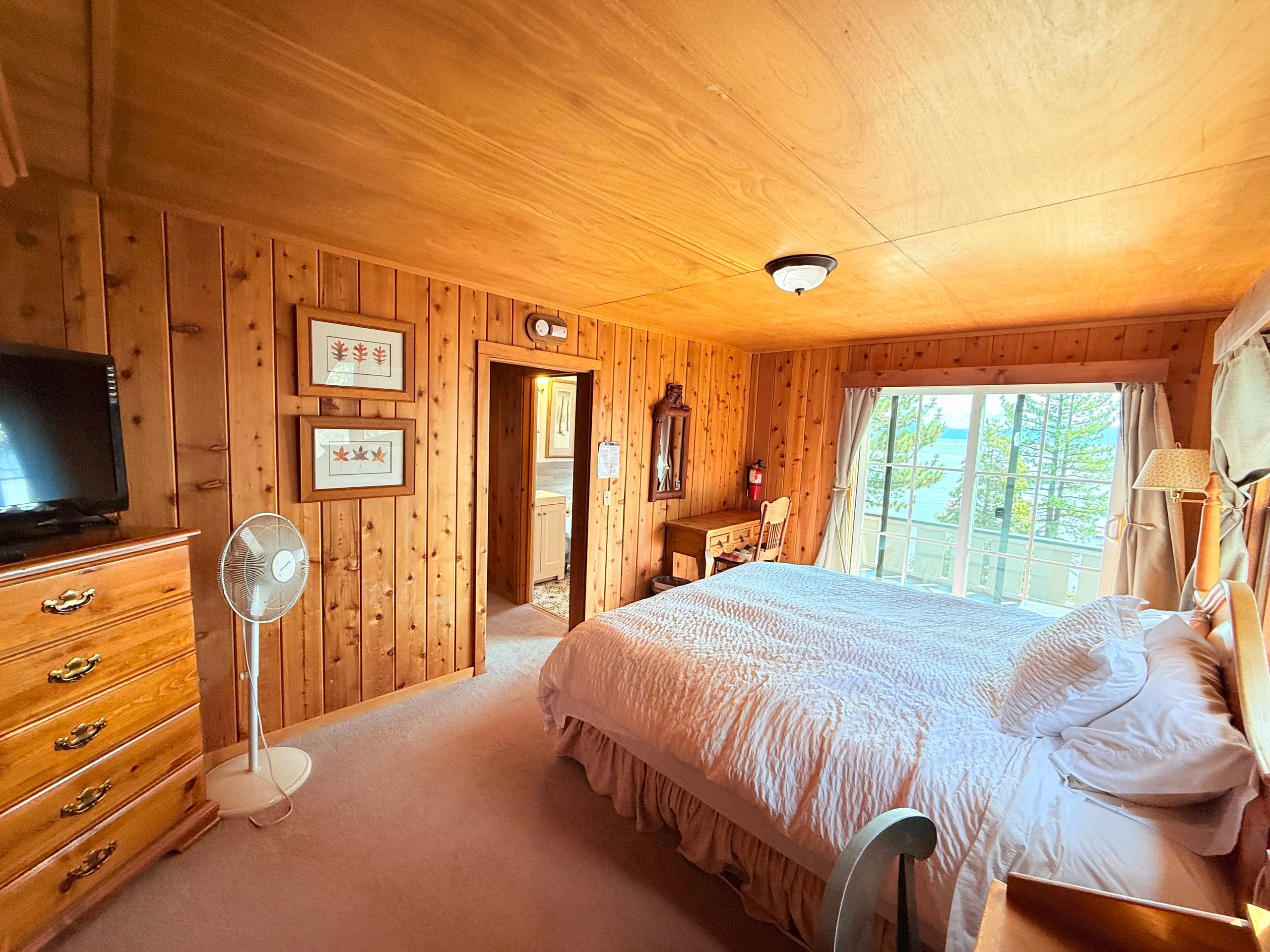 Steps to Lake Tahoe Cabin with Deck & Views - Photo 22