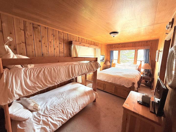 Hravý priestor, kde sa ozýva smiech a sny sa rozlietajú.