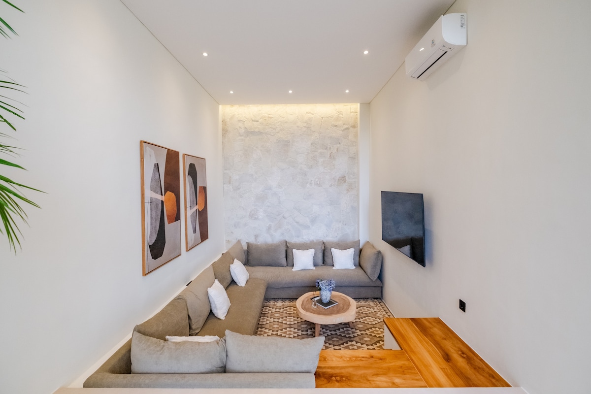 Home in Mengwi · ★4.9 · 4 bedrooms · 4 beds · 4.5 private baths, comparable Airbnb