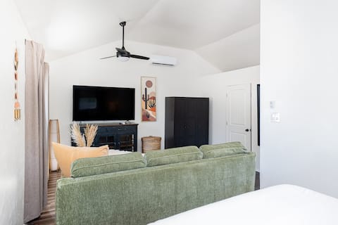 Top performing Airbnb: Casita with Pool & BBQ area in La Madera in Tucson